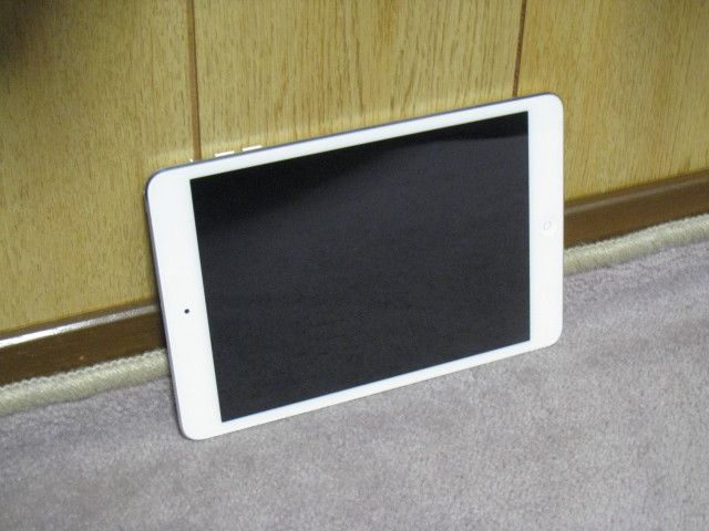 iPad mini 2 Wi-Fi 16GB ME279J/Aの画像2