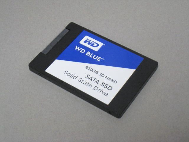 WD Blue SSD 250GB WDS250G2B0Aの画像2